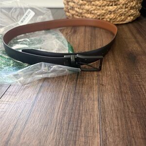 Men's Black non leather belt. Size Large new